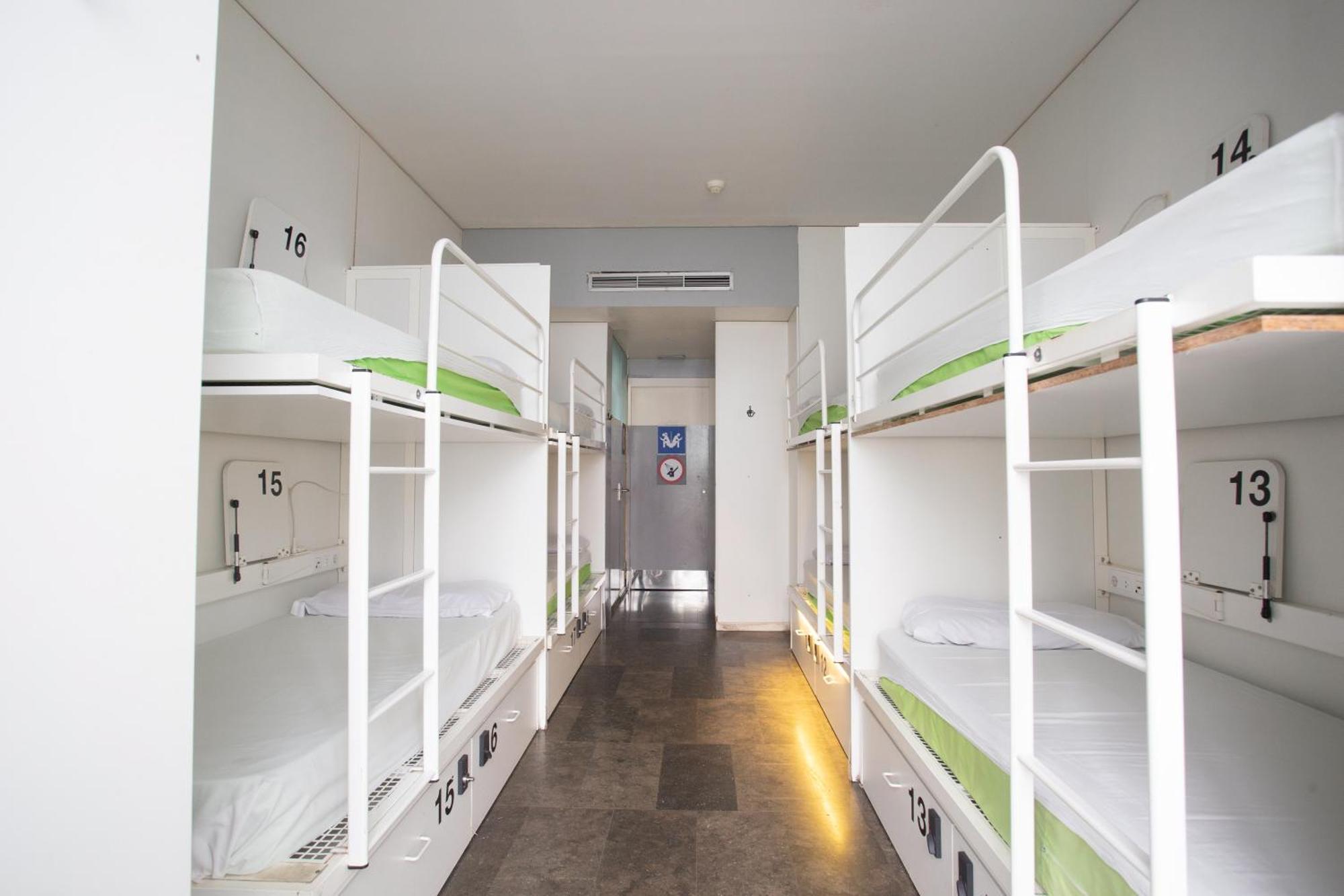 Urbany Hostel Bcn Go! Barcelona Buitenkant foto