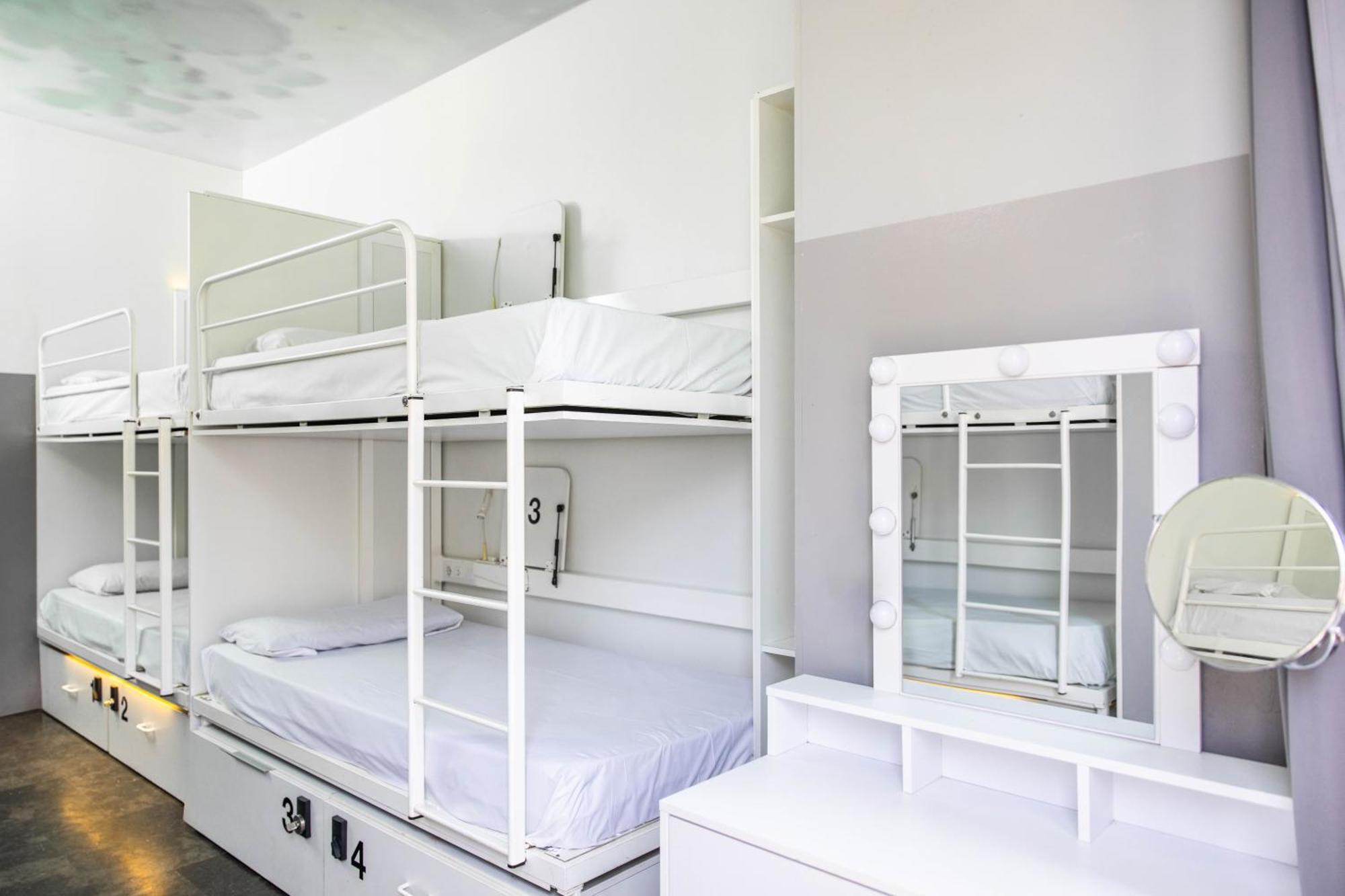 Urbany Hostel Bcn Go! Barcelona Buitenkant foto